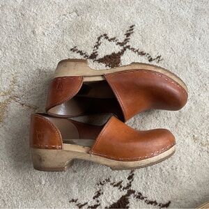 Sandgrens Brett Low in Natural Veg Tan 38